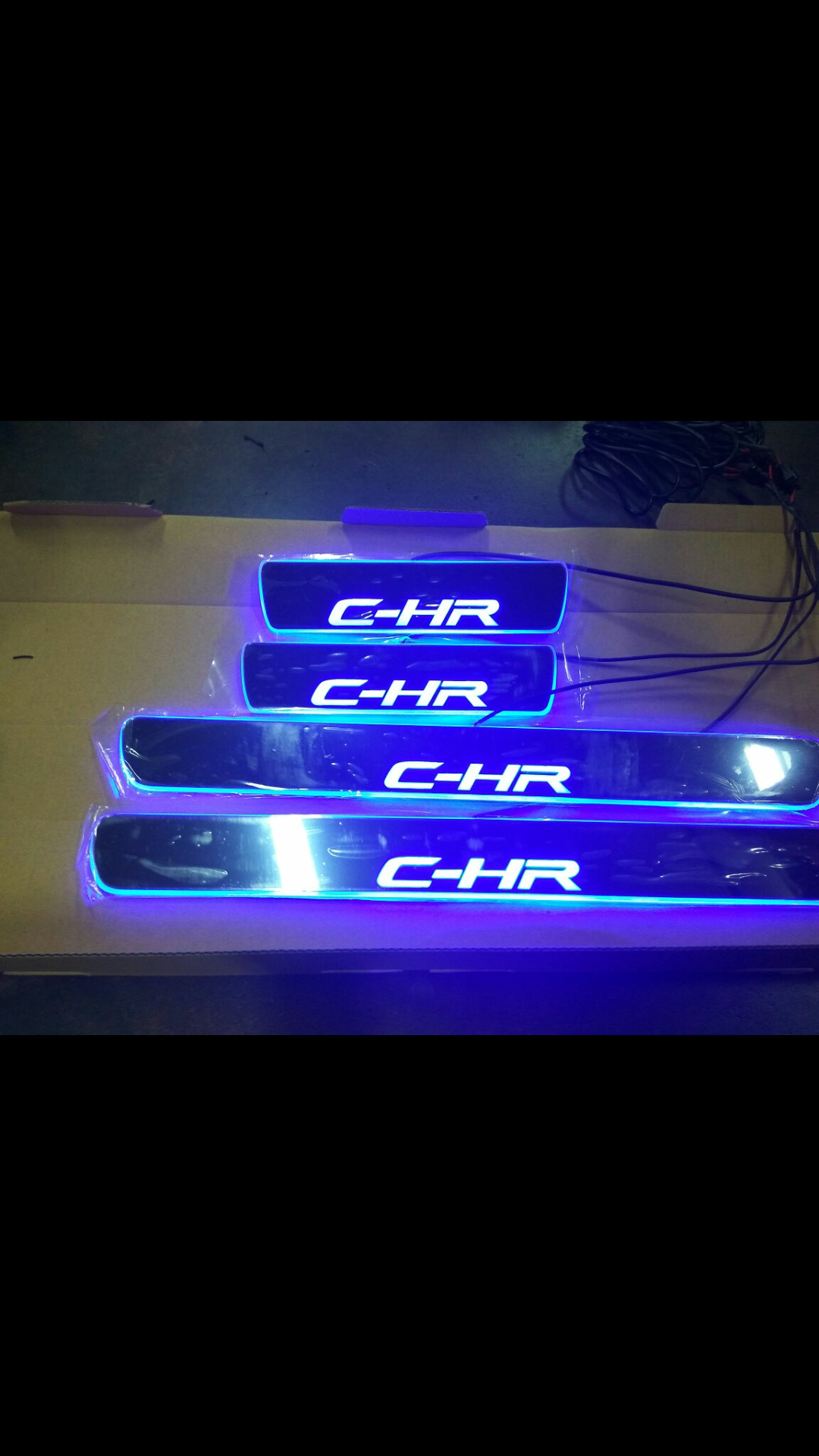 CHR lighted Scuff Plate (White/blue)
